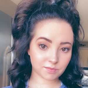 Meet your Posher, Chelsi